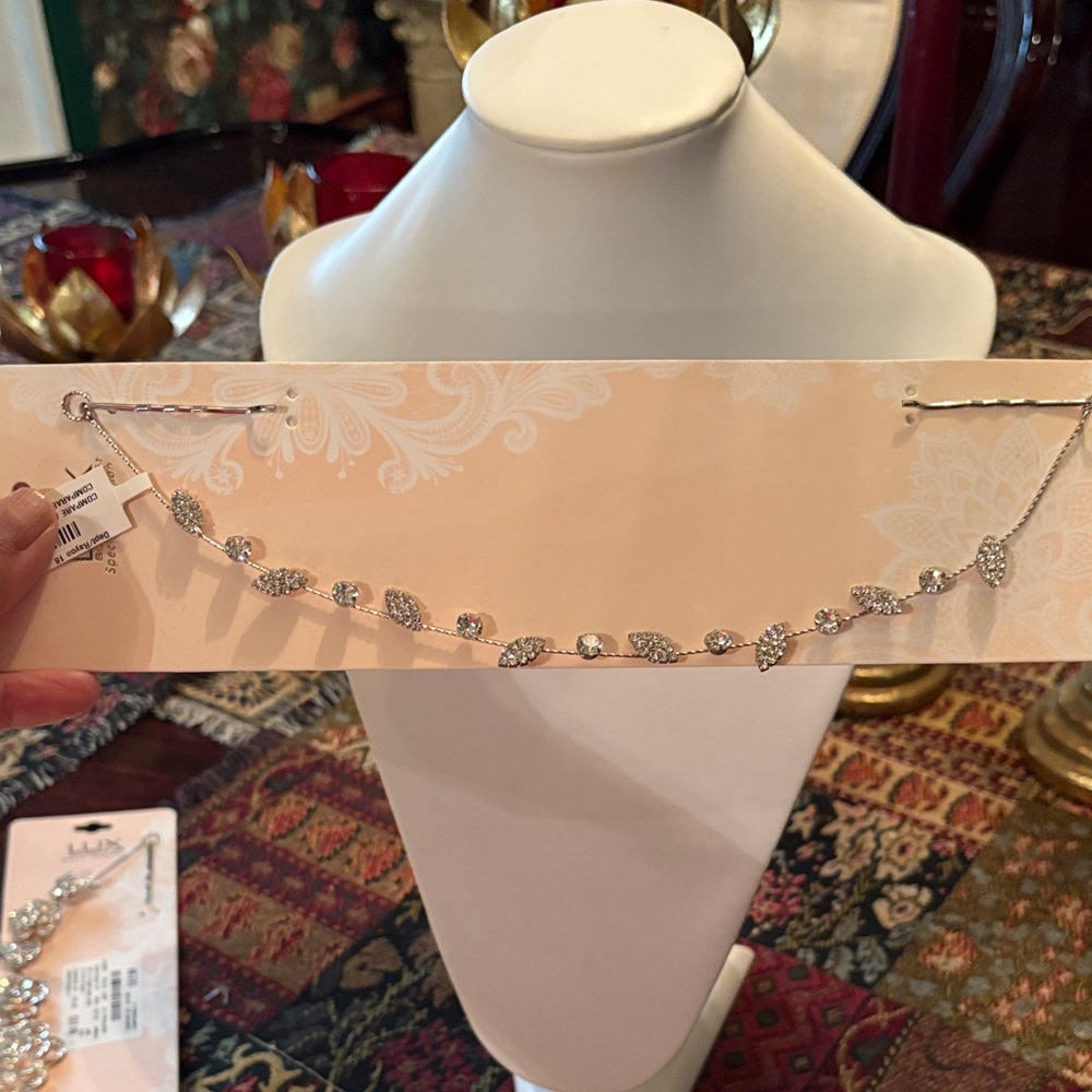 Elegant Silver Leaf hair clip
